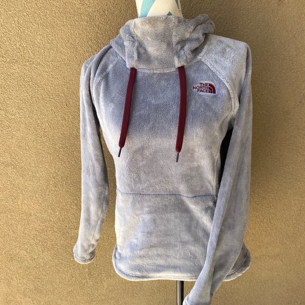 Women’s north face pullover SUPER SOFT!
